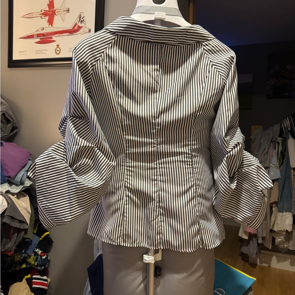Chic Black and White Striped Blouse